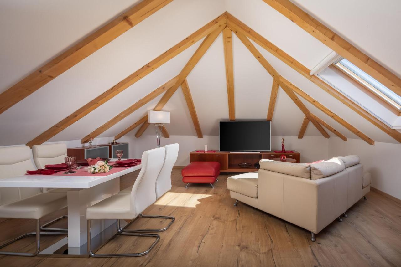 Romantic Attic Appartement Split
