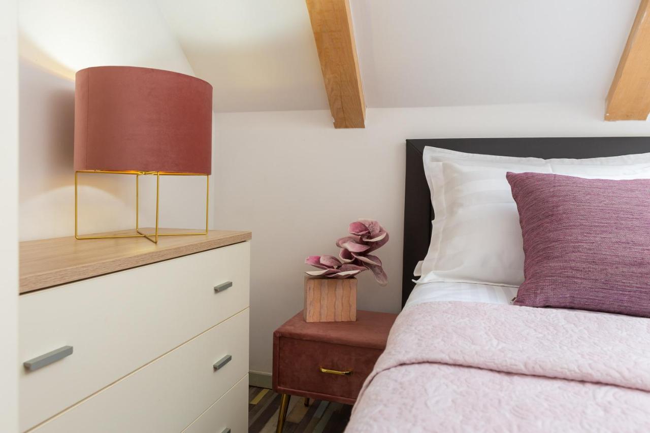 Apartman Romantic Attic